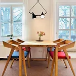 Parkblick Duo- 6 Personen- Balkon- Waschmaschine- Parkplatz *