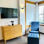 Parkblick Duo- 6 Personen- Balkon- Waschmaschine- Parkplatz וולפסבורג