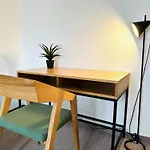 Parkblick Duo- 6 Personen- Balkon- Waschmaschine- Parkplatz דירה וולפסבורג