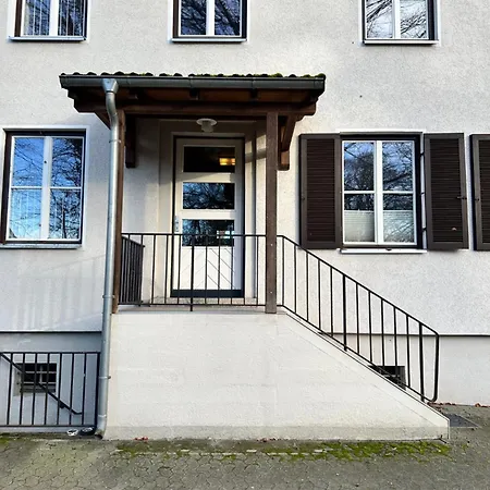 Parkblick Duo- 6 Personen- Balkon- Waschmaschine- Parkplatz Apartmán *