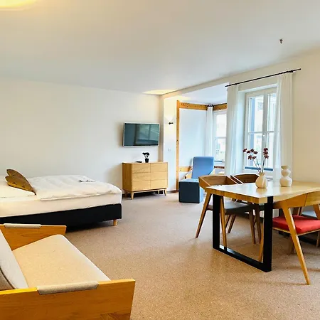 Parkblick Duo- 6 Personen- Balkon- Waschmaschine- Parkplatz * Wolfsburg