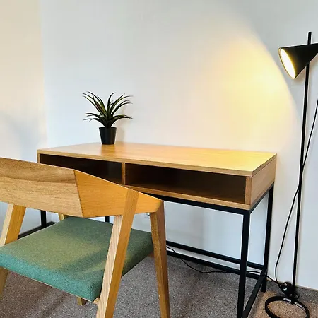 Parkblick Duo- 6 Personen- Balkon- Waschmaschine- Parkplatz Apartmán Wolfsburg