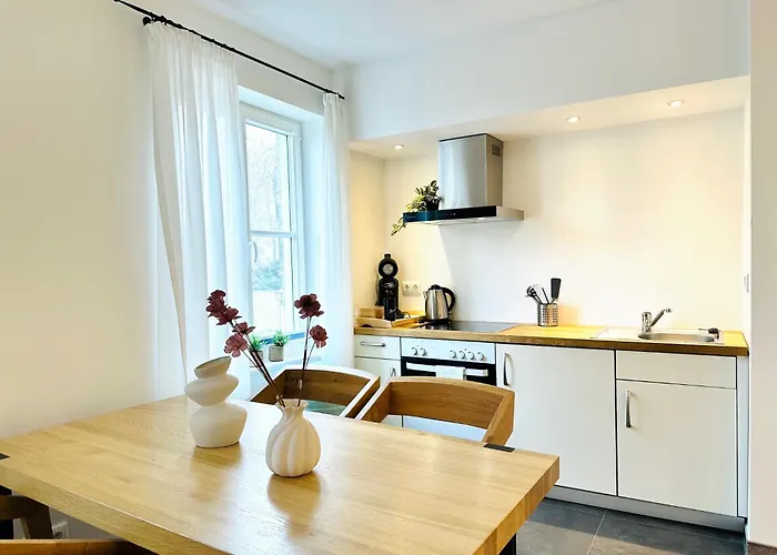 Parkblick Duo- 6 Personen- Balkon- Waschmaschine- Parkplatz Apartamento Wolfsburg
