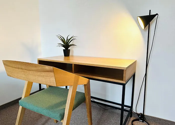 Parkblick Duo- 6 Personen- Balkon- Waschmaschine- Parkplatz Apartamento Wolfsburg